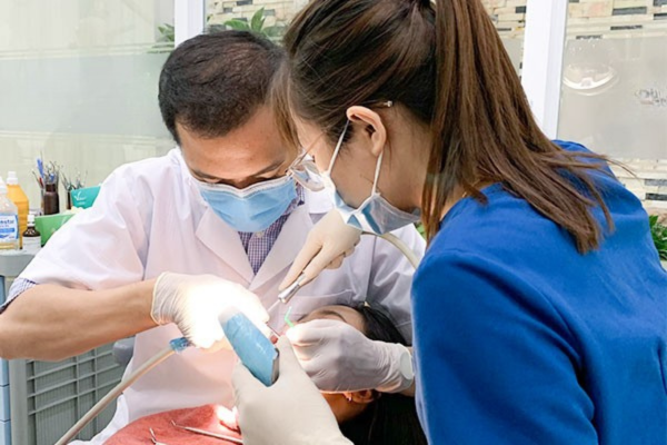 niềng răng invisalign giá bao nhiêu 2